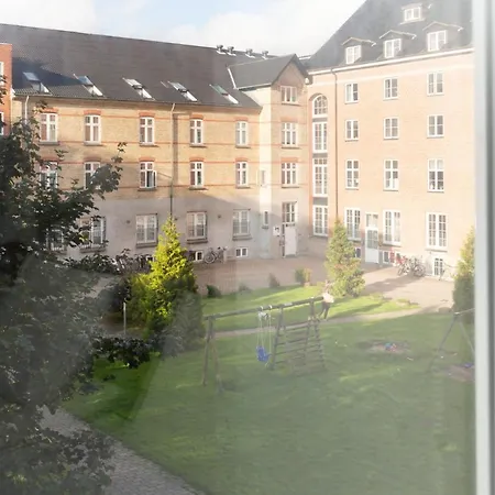 Apartment 5 Min Fra Banegarden - Plads Til 4-personer